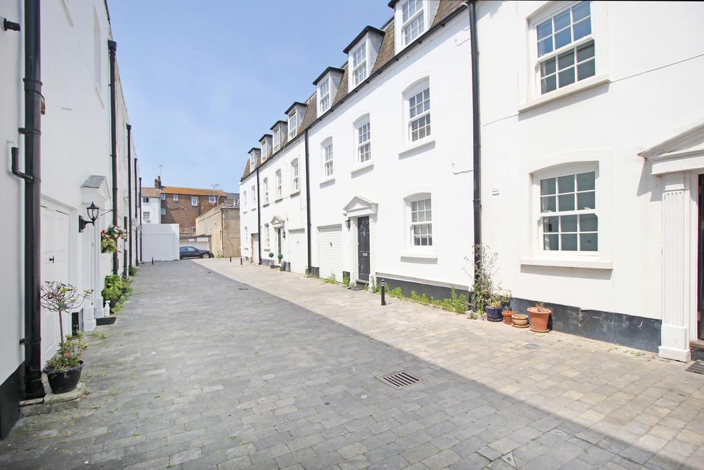Apartment Pebble Mews House - By My Getaways - Parking For One Small Car Brighton